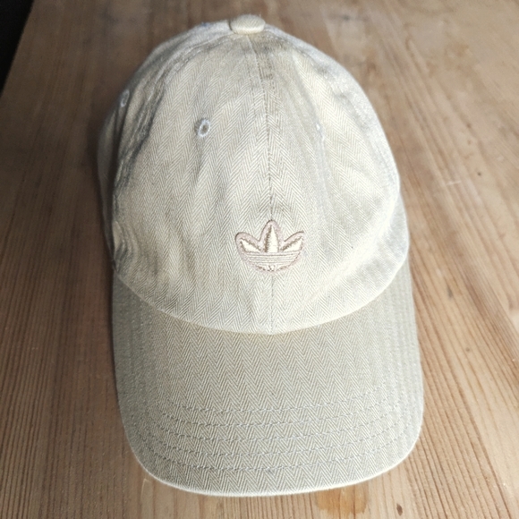 Gold/Wheat Adidas Dad Hat - Picture 1 of 2